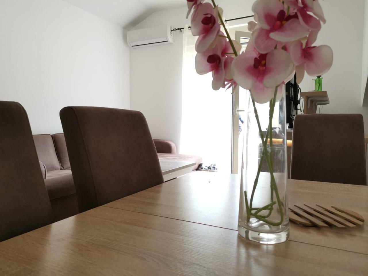 Maximus Appartement Budva